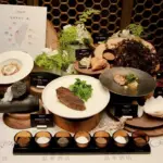 台北の呷米（ジアミ）レストラン、微細藻類ドナリエラで感じる自然塩、大地と舌の対話